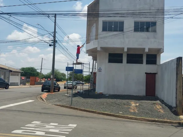 Sobrado à venda, no bairro Jardim das Orquídeas em Americana