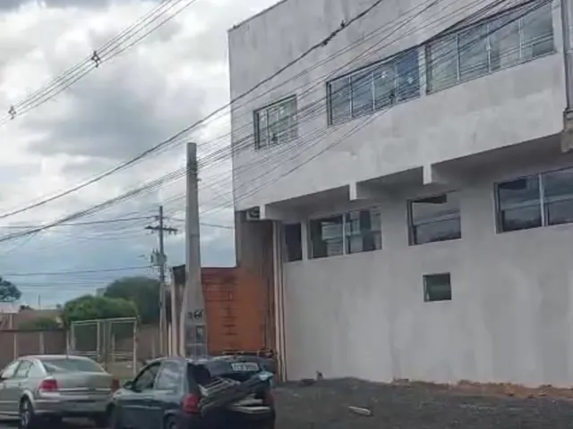 Sobrado à venda, no bairro Jardim das Orquídeas em Americana