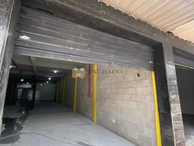 Conjunto comercial com 182m², para alugar, no bairro Empresarial Mirante de Cajamar (Polvilho) em Cajamar