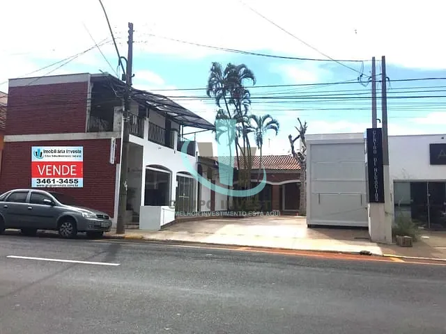 Conjunto comercial com 539m², à venda ou para alugar, no bairro Centro em Araraquara