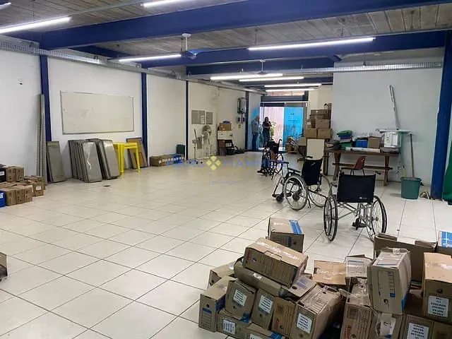 Conjunto comercial para alugar, no bairro Centro em Petrópolis