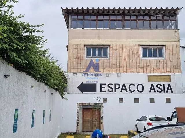 Conjunto comercial com 3200m², à venda ou para alugar, no bairro Recreio dos Bandeirantes em Rio de Janeiro