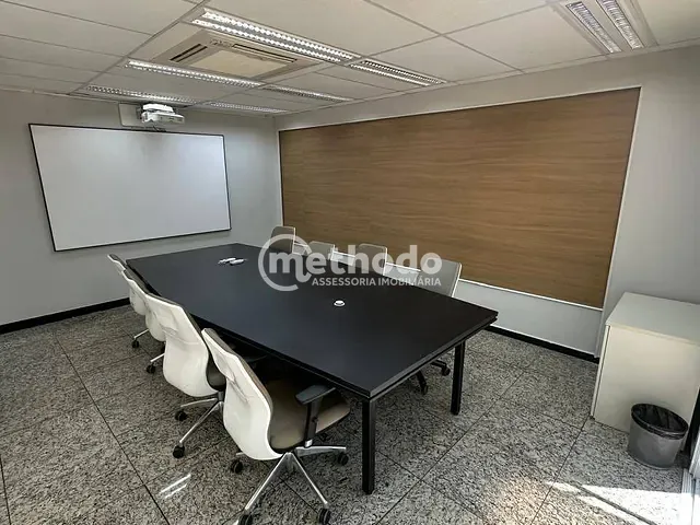 Sala com 120m², para alugar, no bairro Loteamento Alphaville Campinas em Campinas