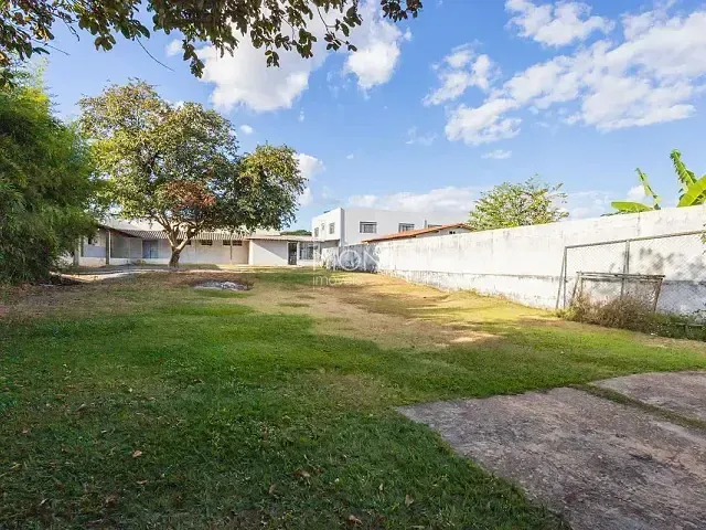 Conjunto comercial à venda, no bairro Setores Complementares em Brasília