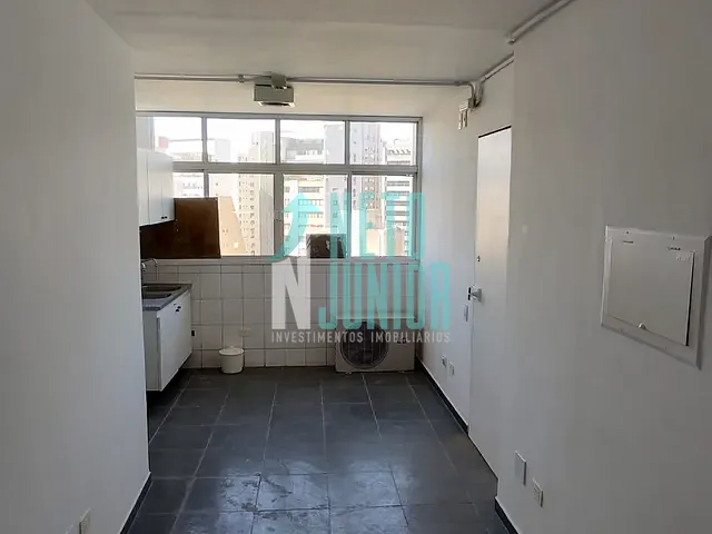 Conjunto comercial com 135m², para alugar, no bairro Itaim Bibi em São Paulo