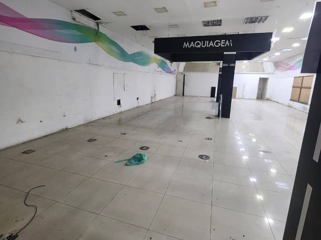 Conjunto comercial com 500m², para alugar, no bairro Jardim Santa Edwiges (Capela do Socorro) em São Paulo