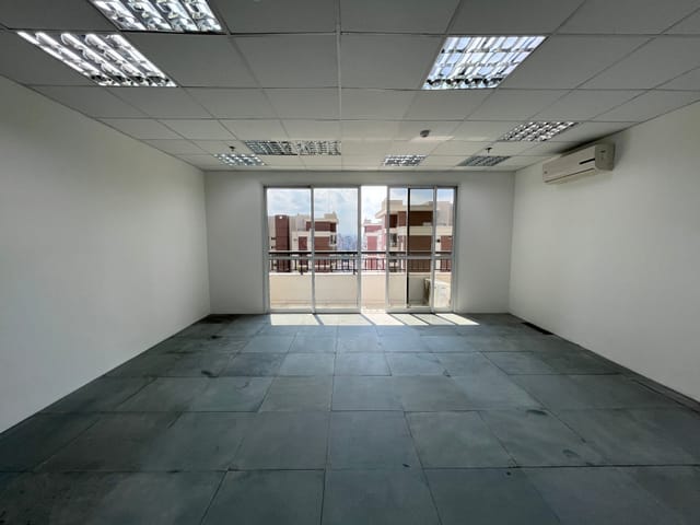 Conjunto comercial para alugar, no bairro Água Branca em São Paulo