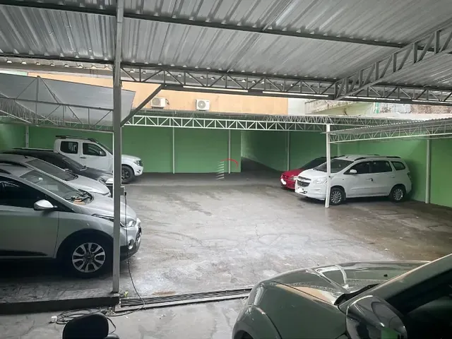 Conjunto comercial com 381m², à venda, no bairro Centro em Londrina