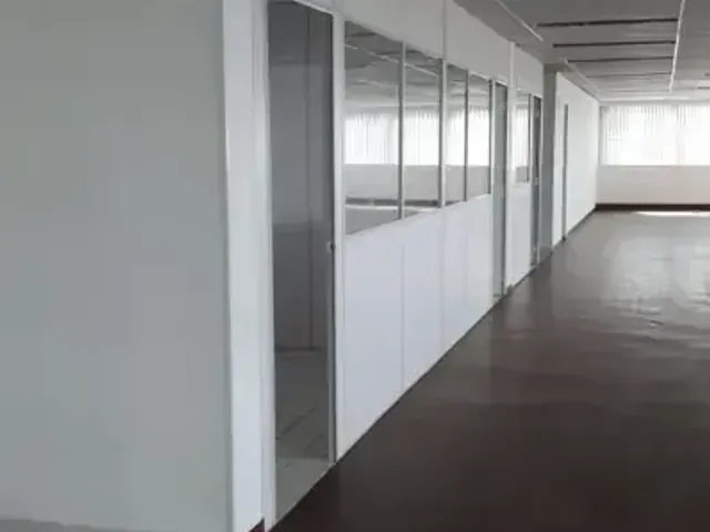 Conjunto comercial para alugar, no bairro Centro em São Paulo