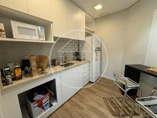 Conjunto comercial com 208m², à venda, no bairro Vila Olímpia em São Paulo