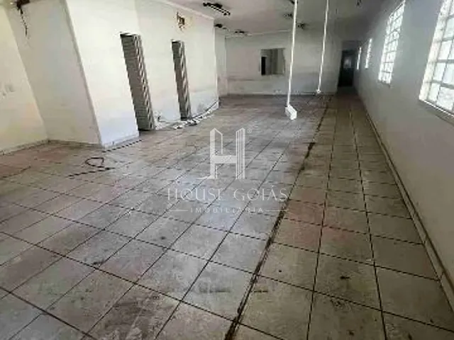Conjunto comercial com 390m², à venda, no bairro Setor Aeroporto em Goiânia