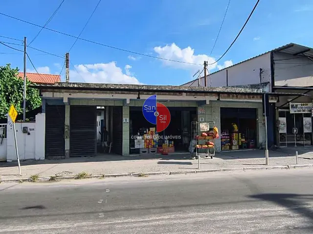 Conjunto comercial com 512m², à venda, no bairro Praia do Imperador (Guia de Pacobaíba) em Magé