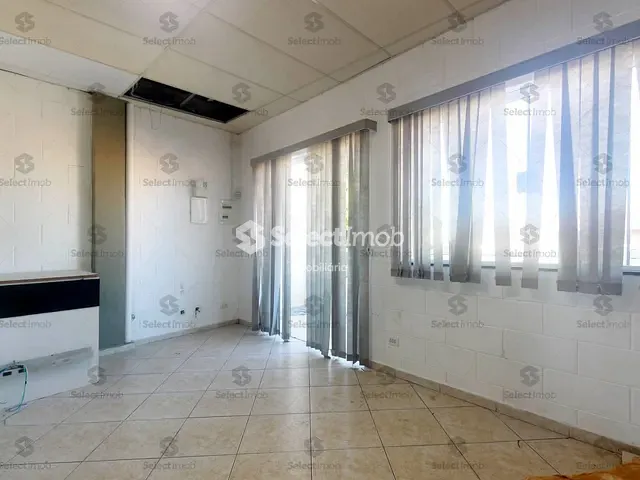Sala para alugar, no bairro Vila Bocaina em Mauá