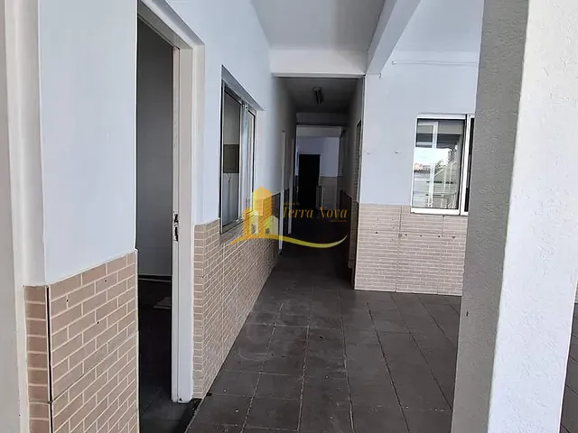 Prédio para alugar, no bairro Jardim Nossa Senhora do Carmo em São Paulo