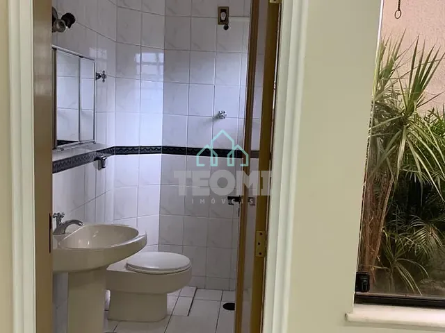 Conjunto comercial para alugar, no bairro Jardim Ana Rosa em Taubaté