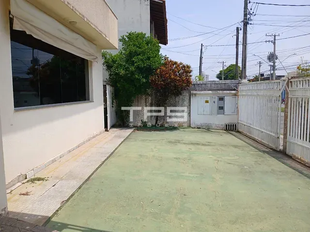 Conjunto comercial com 600m², à venda, no bairro Nova Guará em Guaratinguetá
