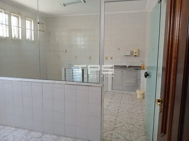 Conjunto comercial com 600m², à venda, no bairro Nova Guará em Guaratinguetá