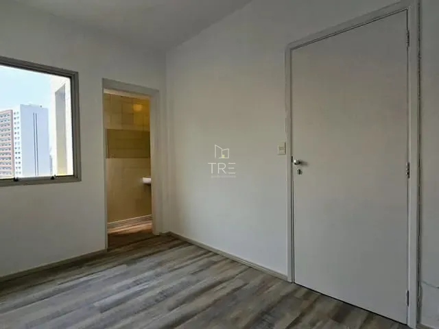 Conjunto comercial com 105m², à venda ou para alugar, no bairro Vila Itapura em Campinas