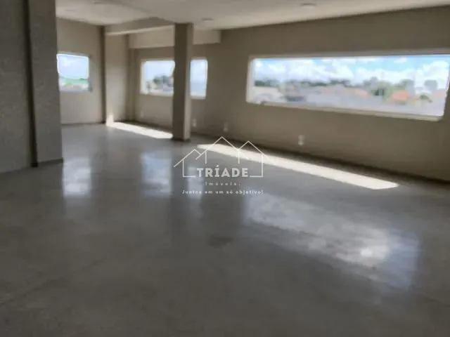 Conjunto comercial para alugar, no bairro Centro em Araucária