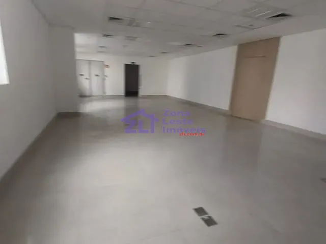 Conjunto comercial com 203m², para alugar, no bairro Vila Carrão em São Paulo
