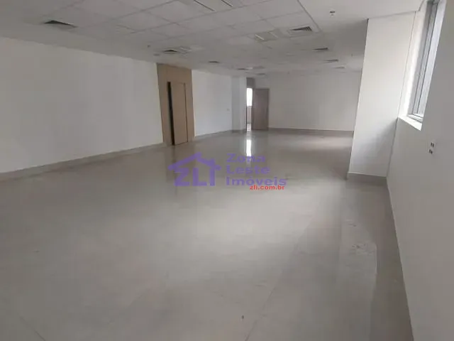 Conjunto comercial com 203m², para alugar, no bairro Vila Carrão em São Paulo
