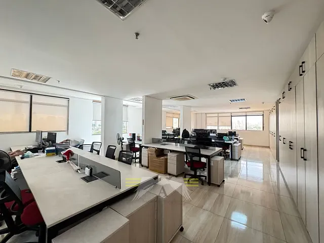 Sala para alugar, no bairro Belém em São Paulo