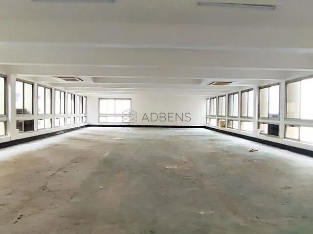 Conjunto comercial para alugar, no bairro Jardim Paulista em São Paulo