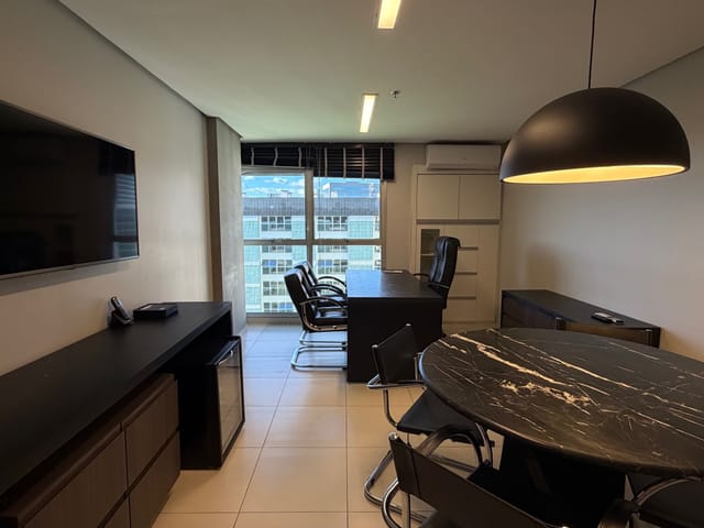 Conjunto comercial para alugar, no bairro Asa Sul em Brasília