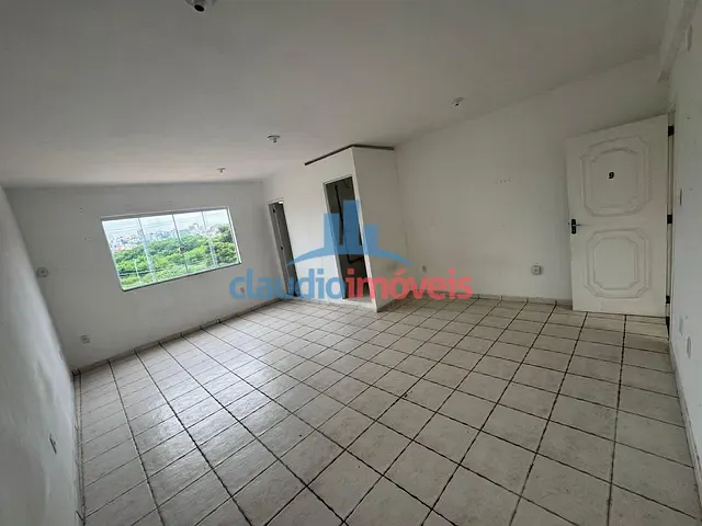 Conjunto comercial para alugar, no bairro Aterrado em Volta Redonda