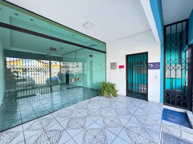 Conjunto comercial para alugar, no bairro Parque Boturussu em São Paulo