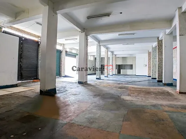 Conjunto comercial com 375m², à venda, no bairro Vila São Geraldo em São Paulo