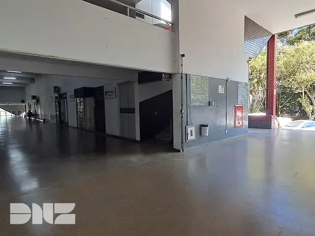 Sala à venda, no bairro Asa Sul em Brasília