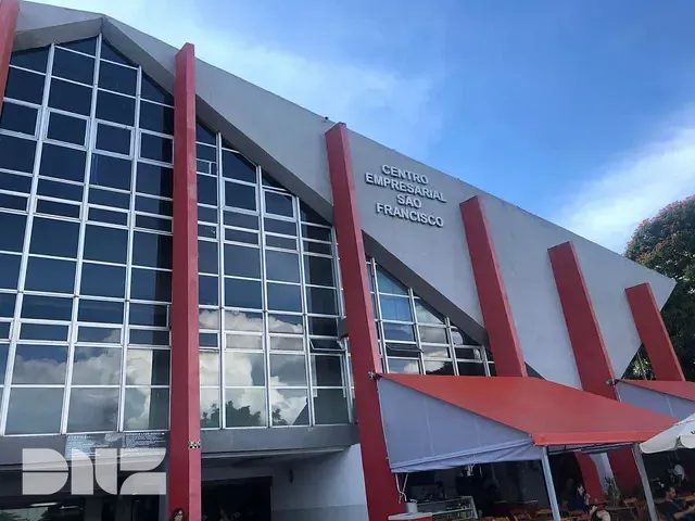 Sala à venda, no bairro Asa Sul em Brasília