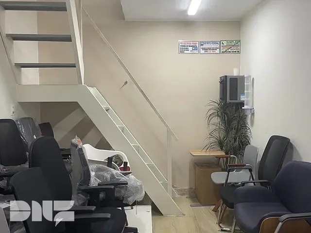 Sala à venda, no bairro Asa Sul em Brasília