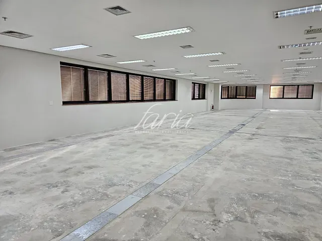 Conjunto comercial para alugar, no bairro Consolação em São Paulo