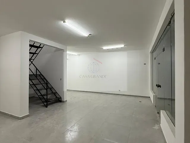 Conjunto comercial com 151m², à venda, no bairro Centro em Rolândia