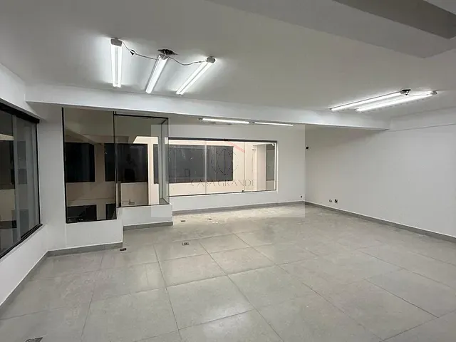 Conjunto comercial com 151m², à venda, no bairro Centro em Rolândia