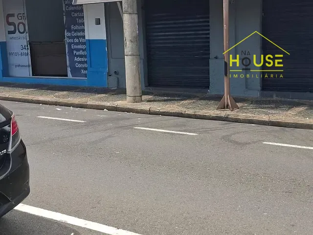 Conjunto comercial à venda, no bairro Vila Muniz em Votuporanga