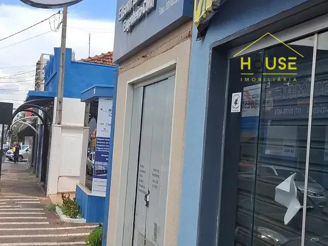 Conjunto comercial à venda, no bairro Vila Muniz em Votuporanga