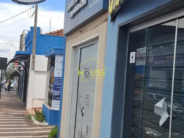 Conjunto comercial à venda, no bairro Vila Muniz em Votuporanga
