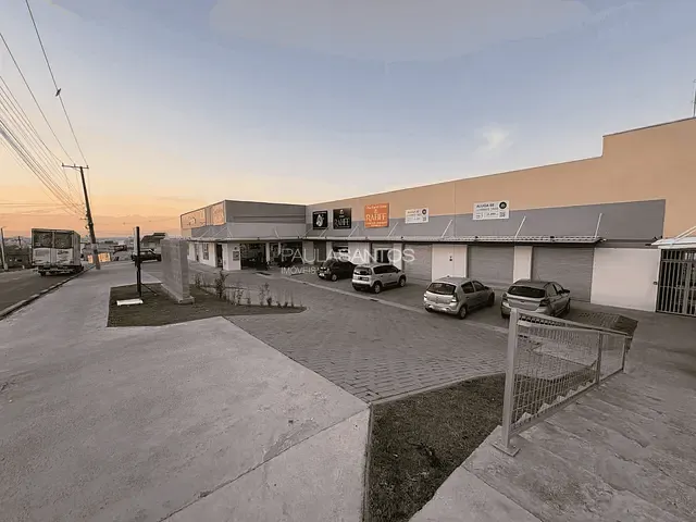 Conjunto comercial para alugar, no bairro Jardim Toledo em Votorantim