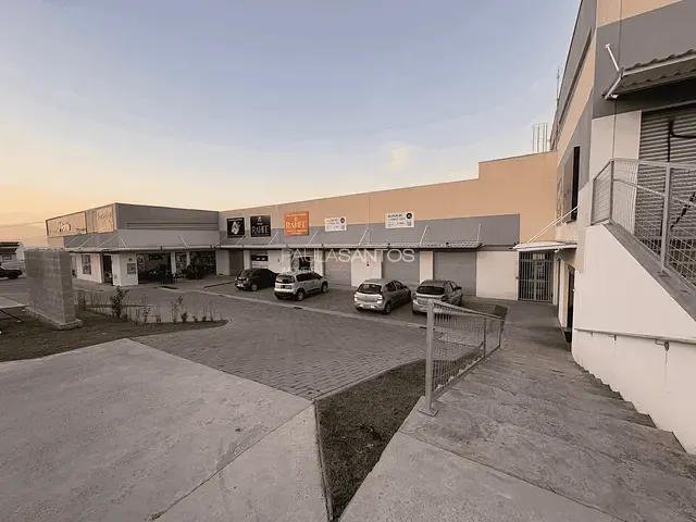 Conjunto comercial para alugar, no bairro Jardim Toledo em Votorantim