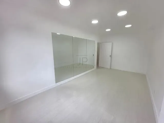 Conjunto comercial para alugar, no bairro Batel em Curitiba