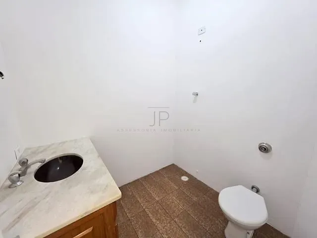 Conjunto comercial para alugar, no bairro Batel em Curitiba