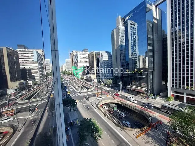 Conjunto comercial com 70m², à venda, no bairro Bela Vista em São Paulo