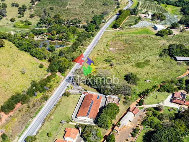 Conjunto comercial com 6900m², à venda, no bairro MG-290 em Jacutinga