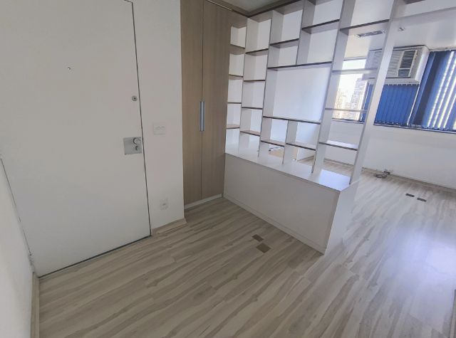 Foto do Sala - Sala comercial à venda, ao lado do metrô Paraiso , 1 banheiros, 1 vaga de garagem. | MDG IMÓVEIS