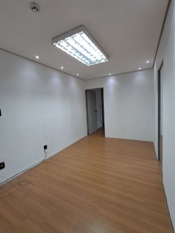 Conjunto comercial com 55m², à venda ou para alugar, no bairro Vila Buarque em São Paulo