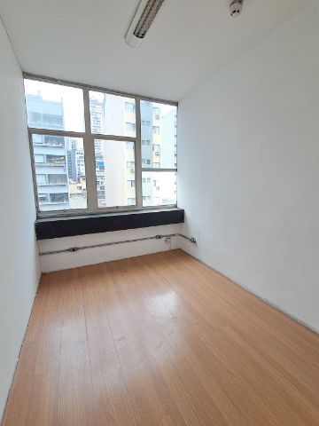 Conjunto comercial com 55m², à venda ou para alugar, no bairro Vila Buarque em São Paulo