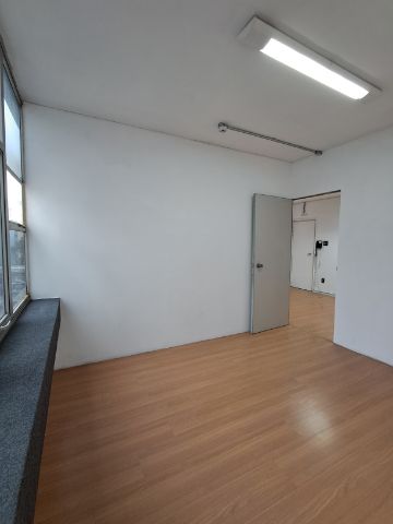 Conjunto comercial com 55m², à venda ou para alugar, no bairro Vila Buarque em São Paulo